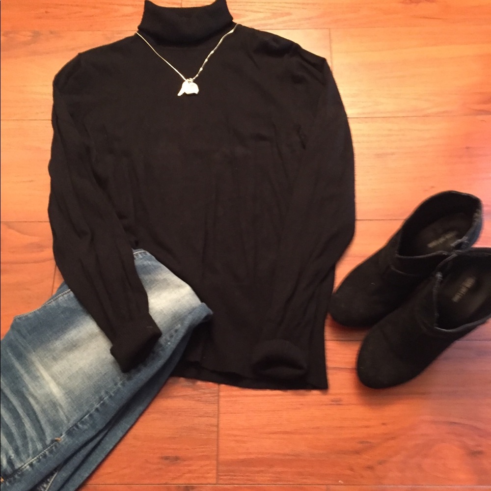 Turtle neck sweater